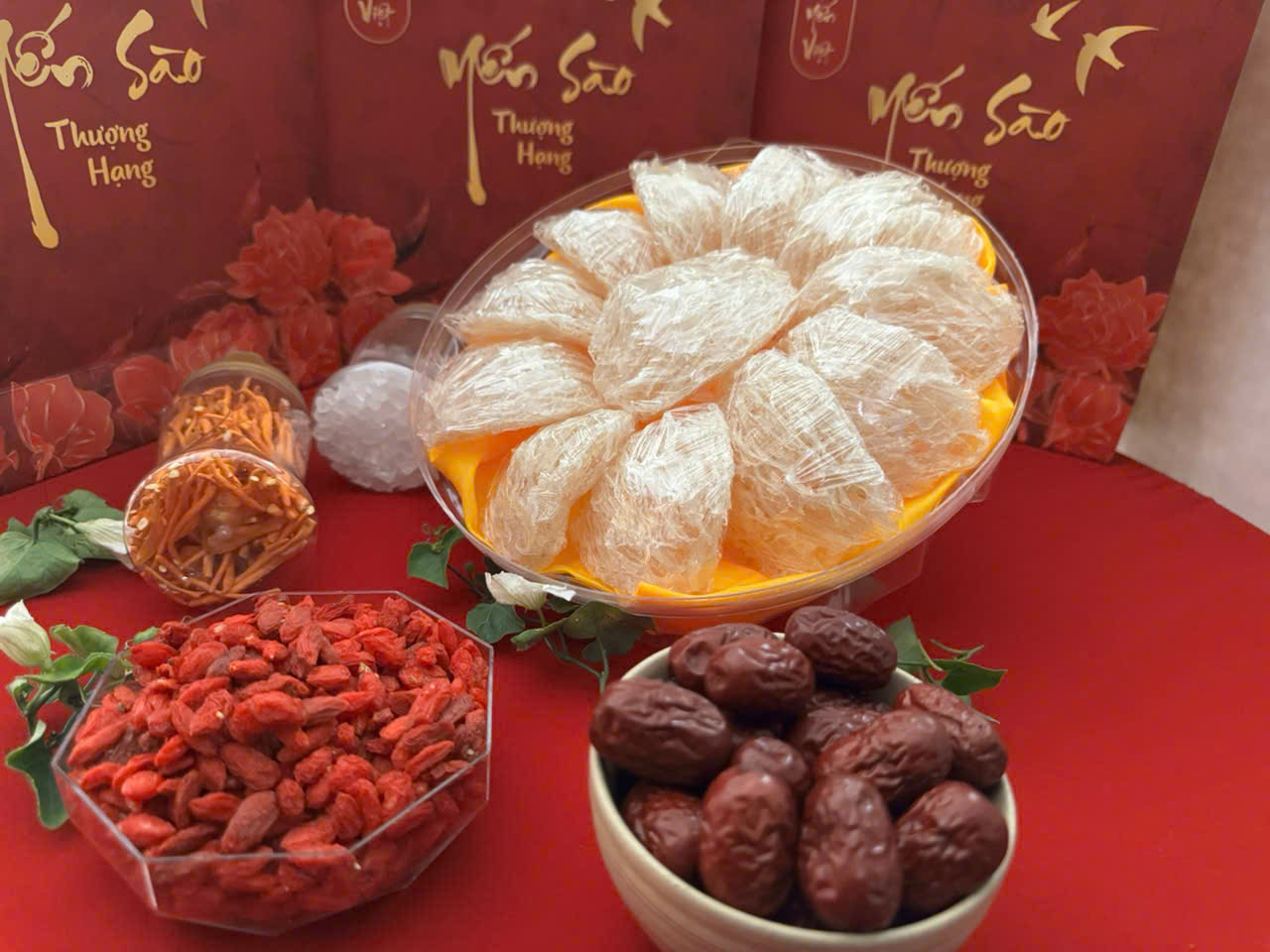 Yến sào cho người cao tuổi: Bồi bổ và phòng bệnh hiệu quả